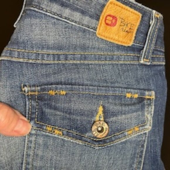 Women's BKE Demin, vintage Stardust Stretch flare jeans. Size 27 x 31 1/2 - Picture 12 of 13